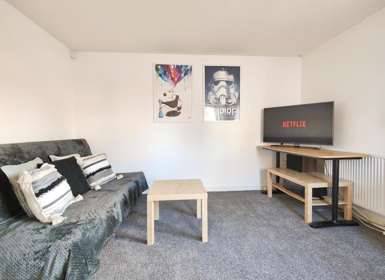 The Metcombe - Holiday Home With Free Parking 10 Minutes Walk To Etihad Stadium & Coop Live Arena Manchester Ngoại thất bức ảnh