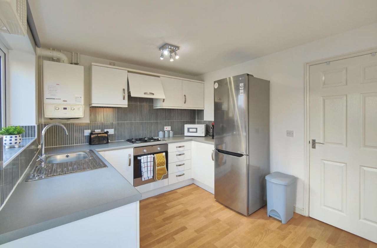 The Metcombe - Holiday Home With Free Parking 10 Minutes Walk To Etihad Stadium & Coop Live Arena Manchester Ngoại thất bức ảnh
